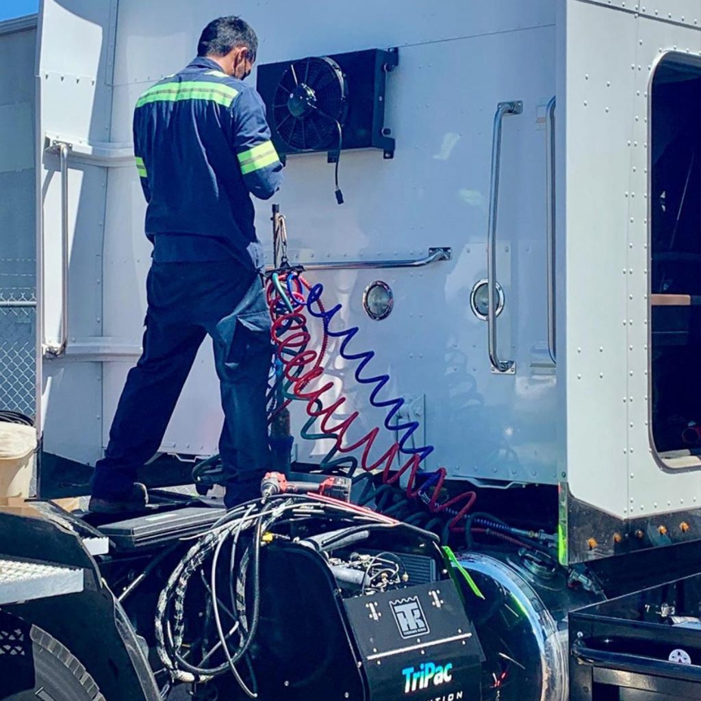 Why Truck Drivers and Trailer Reefer Repair Technicians Are Essential During Coronavirus